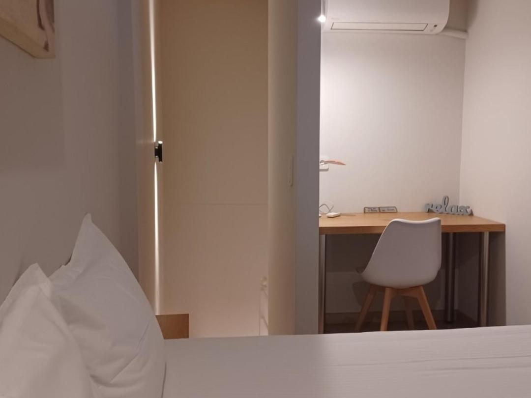 Stylish Studio Apartment - 8F House Kalamáta Buitenkant foto