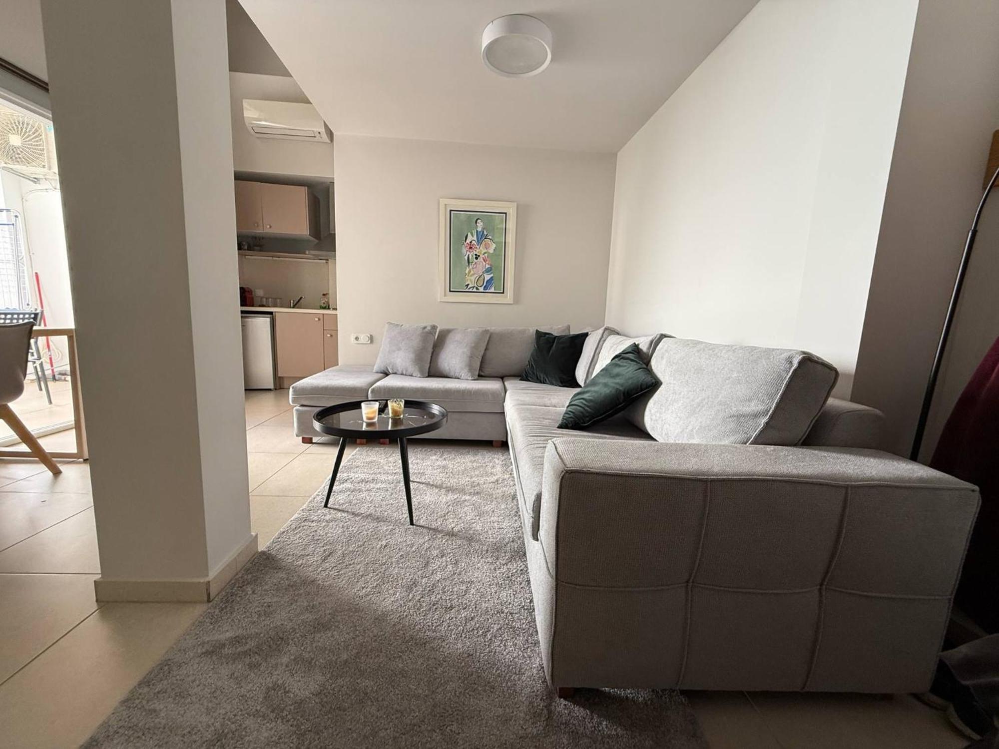 Stylish Studio Apartment - 8F House Kalamáta Buitenkant foto